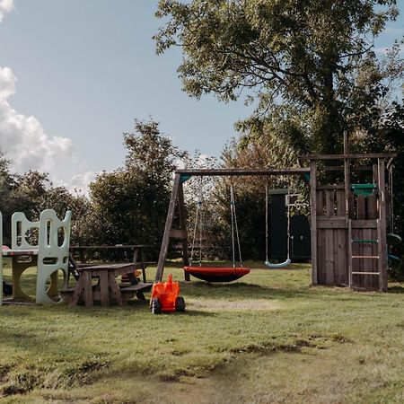 Camping De Tulpenweide 브리잔드 외부 사진