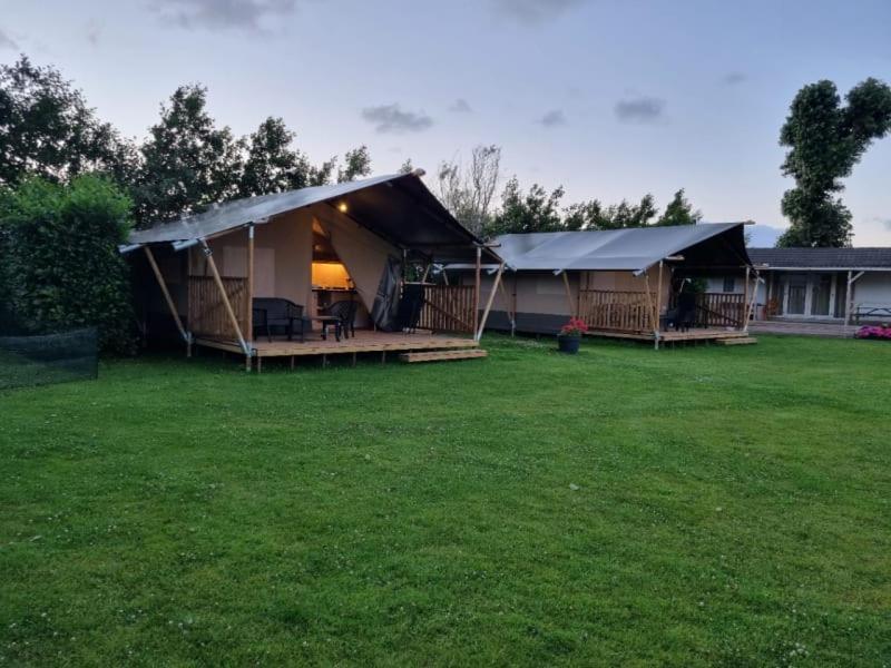 Camping De Tulpenweide 브리잔드 외부 사진