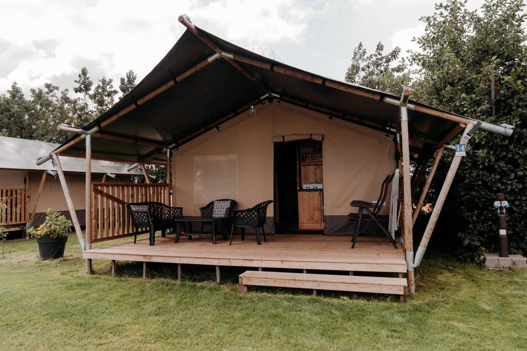 Camping De Tulpenweide 브리잔드 객실 사진